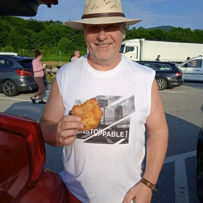 New Profile Xavier Schneider - Join AhhDate Free Dating Site