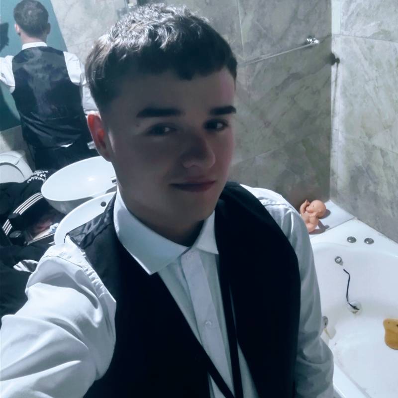 Meet Kevin, 20 Male from Argentina, Argentina - Free Online Dating at AhhDate