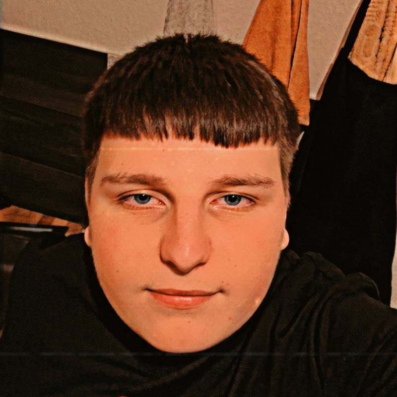 Meet Andrei, 18 Male from Romênia - Free Online Dating at AhhDate