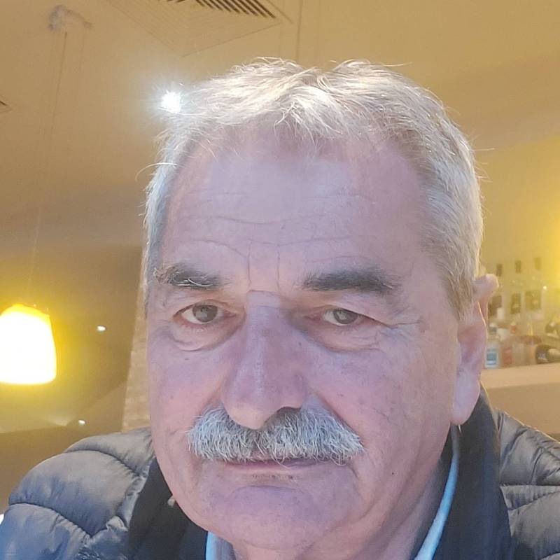 Meet Rudi - Online Free Dating Site Member