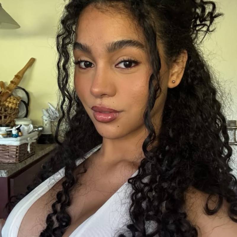 Meet Leva, 26 Female from Lituania - Free Online Dating at AhhDate