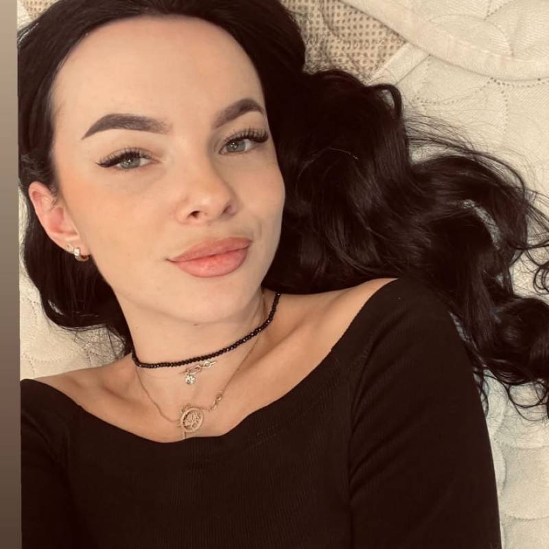 Dating in Frankfurt: aLIna. 37 years old. Free Online Dating.