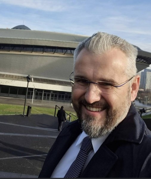 Dating in Tyler: Eric. 53 years old. Free Online Dating.