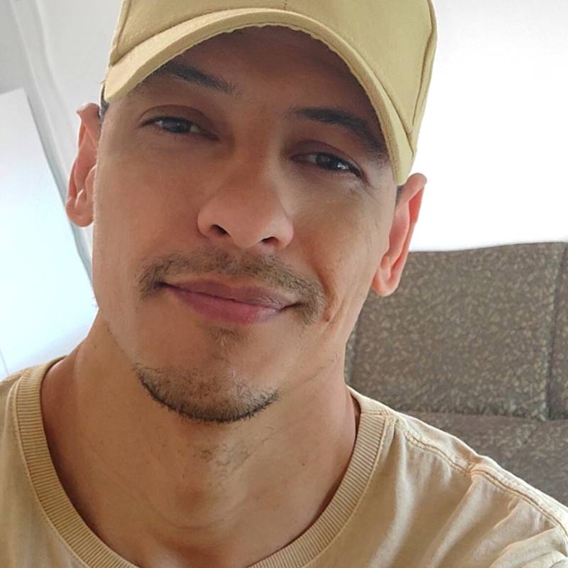 Dating in Vimianzo: Rodríguez. 39 years old. Free Online Dating.