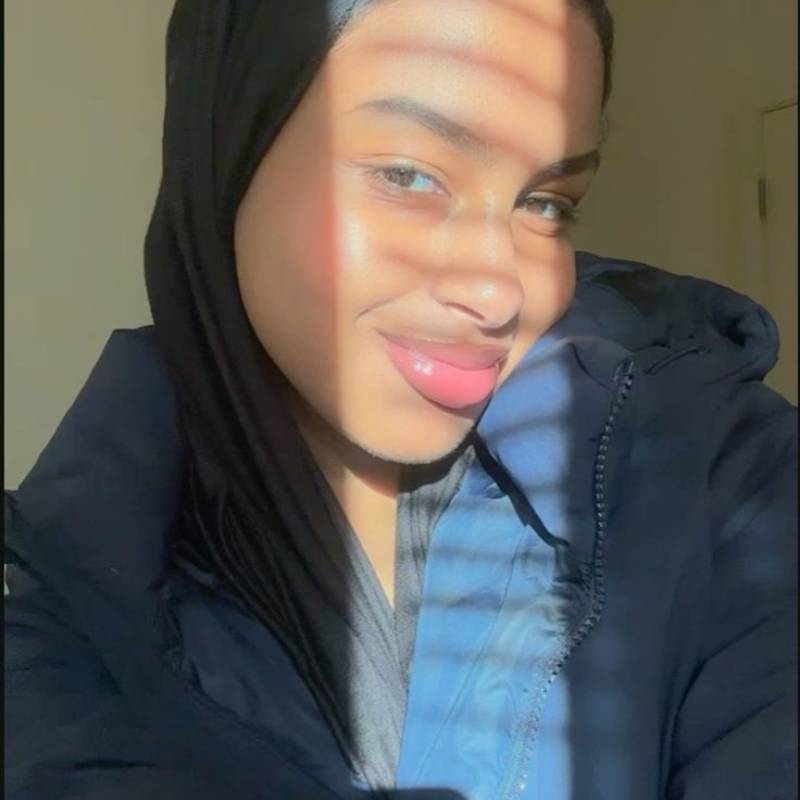 Dating in Montreal: Anna. 30 years old. Free Online Dating.