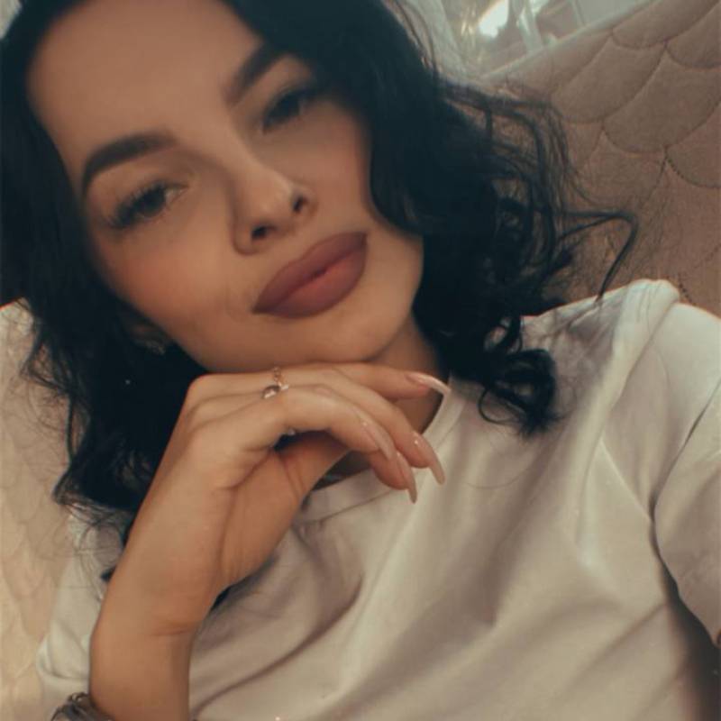 Dating in Frankfurt: aLina. 37 years old. Free Online Dating.