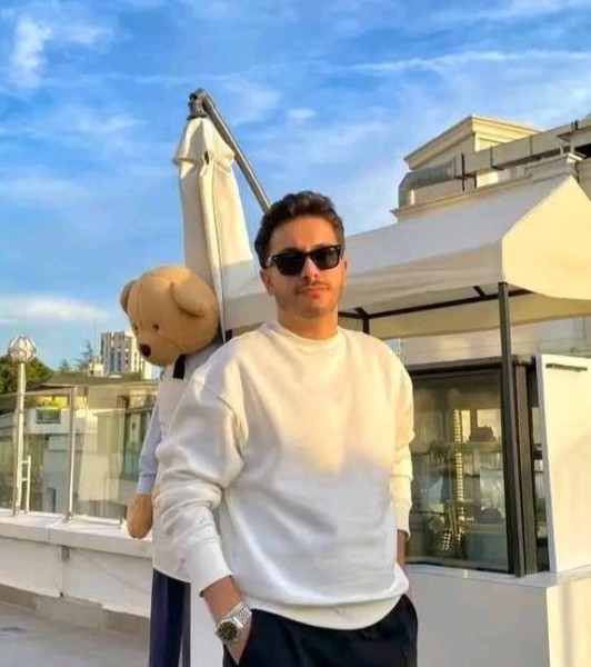 Dating in Massachusetts: Donald. 34 years old. Free Online Dating.