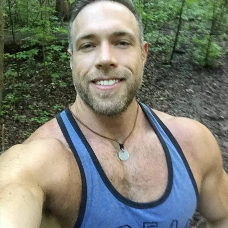 Dating in Amsterdam: John. 32 years old. Free Online Dating.