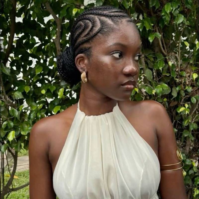 Dating in Benin: Anna. 20 years old. Free Online Dating.