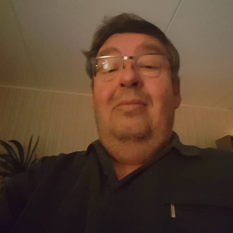 Dating in Nokia: Petri. 63 years old. Free Online Dating.