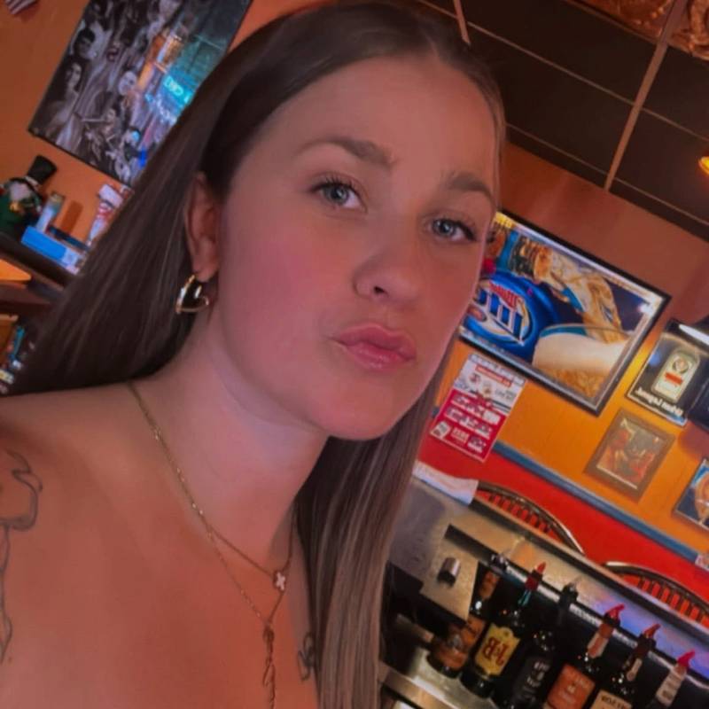 Dating in Waltham: mary. 28 years old. Free Online Dating.