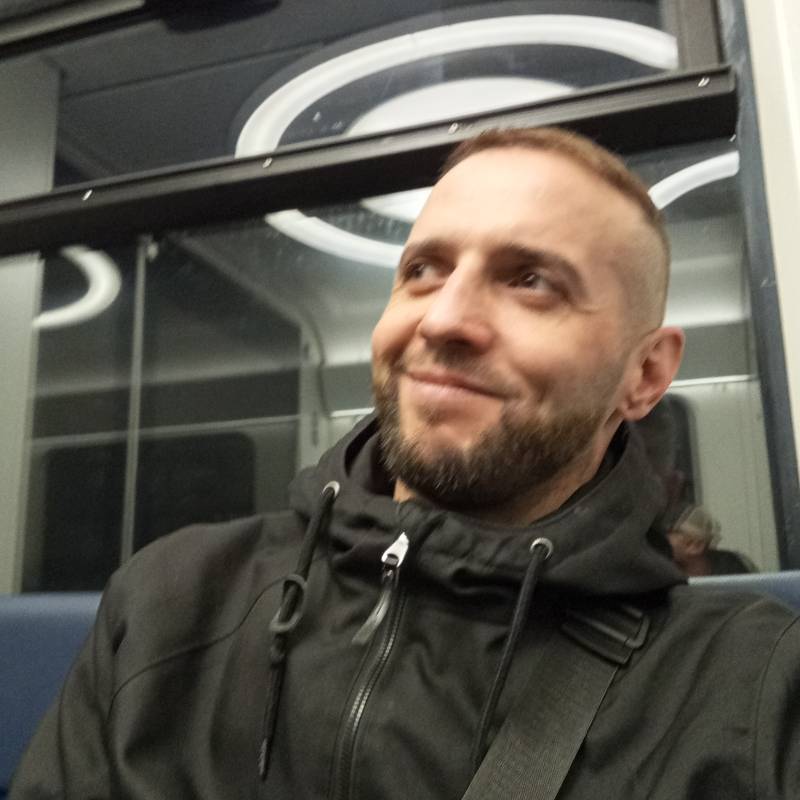 Dating in Wien,Floridsdorf: Christian. 37 years old. Free Online Dating.