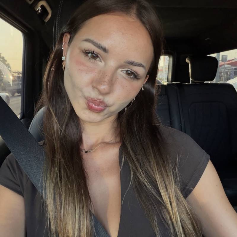 Dating in Stuugurt: Amira w. 29 years old. Free Online Dating.