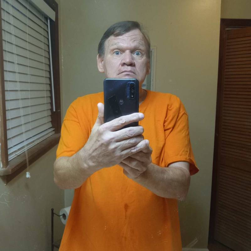 Dating in Oakridge: Blúé. 67 years old. Free Online Dating.