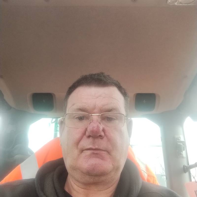 Dating in Glasgow: Sandy. 55 years old. Free Online Dating.
