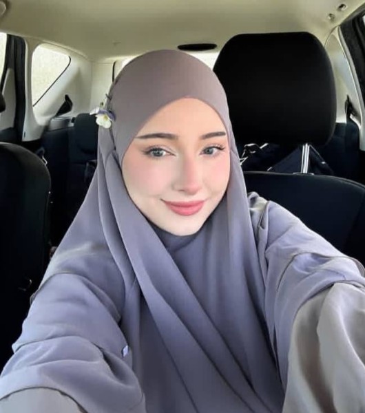 Dating in California: Fariha. 36 years old. Free Online Dating.