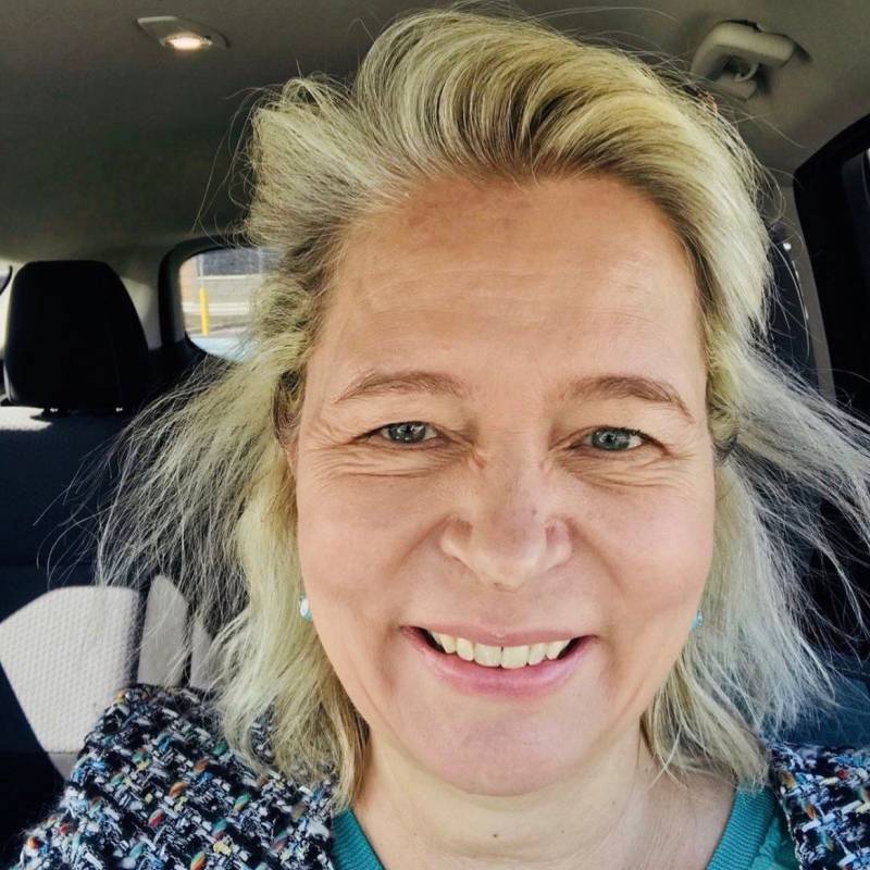 Dating in Berlin: marie. 50 years old. Free Online Dating.