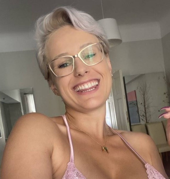 Dating in Houston: Jill. 25 years old. Free Online Dating.