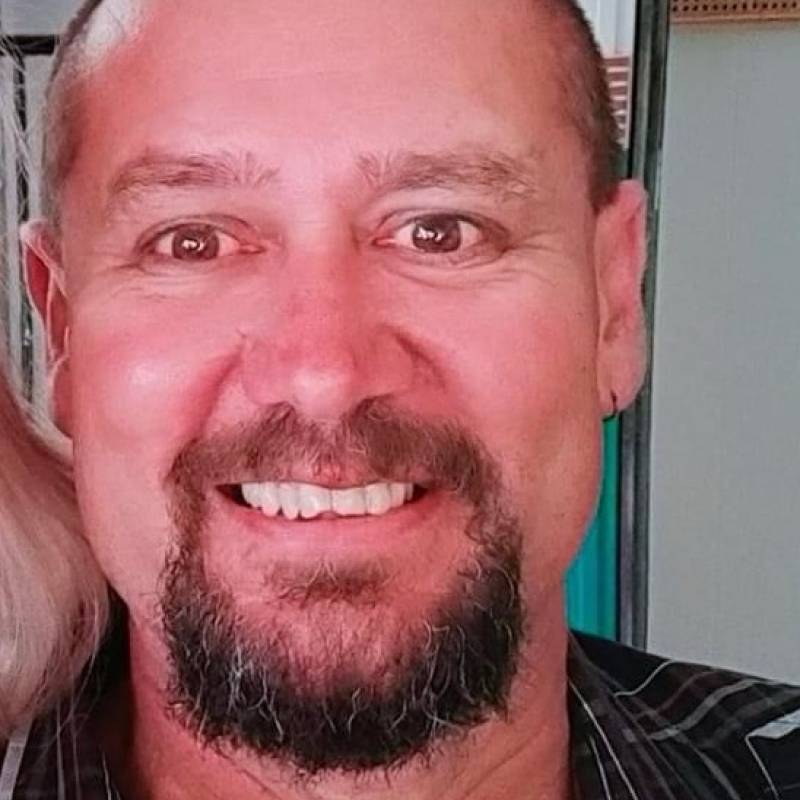 Dating in Cairns: Ian. 58 years old. Free Online Dating.