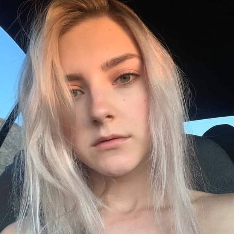 Dating in London 1984: Charlotte. 31 years old. Free Online Dating.