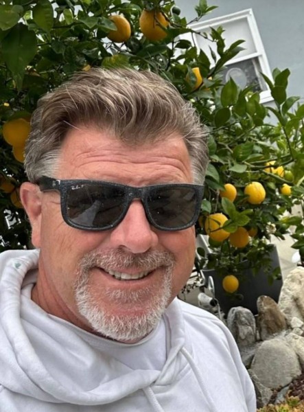 Dating in San Francisco: Paul. 57 years old. Free Online Dating.