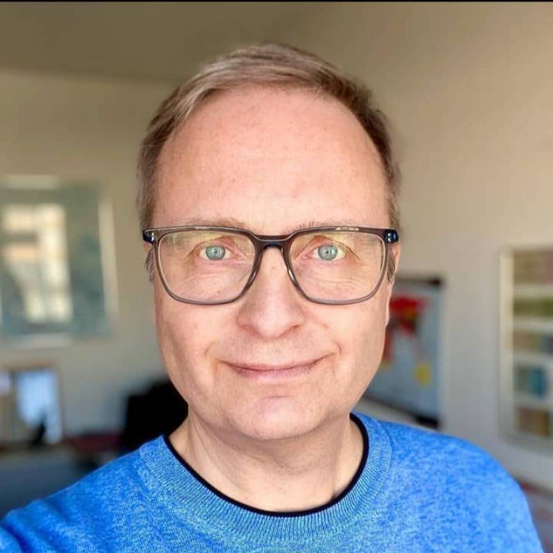 Dating in Munich Germany: Charles moriss. 66 years old. Free Online Dating.