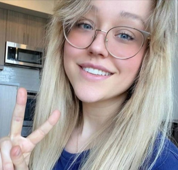 Dating in Germany: Breckie. 29 years old. Free Online Dating.