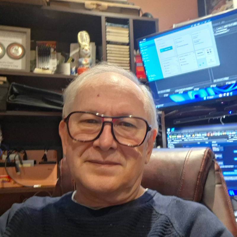 Dating in Oakville: Andy. 58 years old. Free Online Dating.