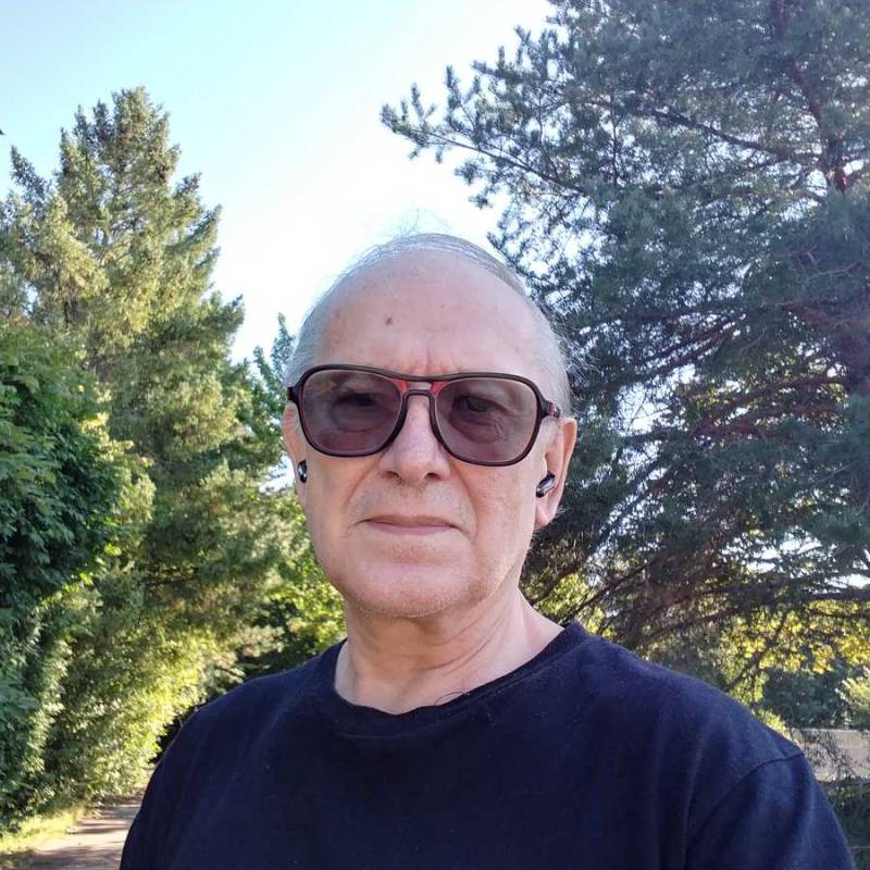 Dating in Oakville: Andy. 58 years old. Free Online Dating.