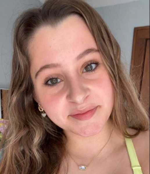 Dating in Edinburgh: Allison. 31 years old. Free Online Dating.