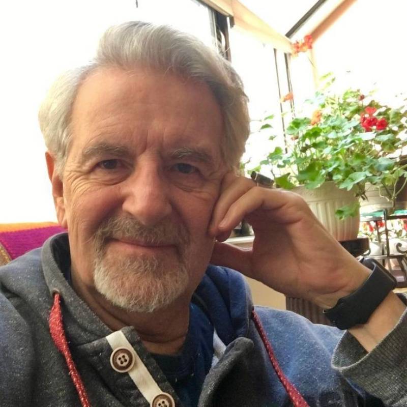 Dating in Oxford: Robert. 56 years old. Free Online Dating.