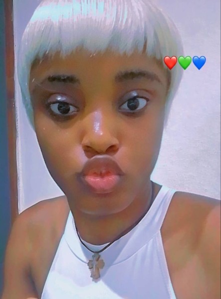 Dating in Amsterdam: Mary. 21 years old. Free Online Dating.