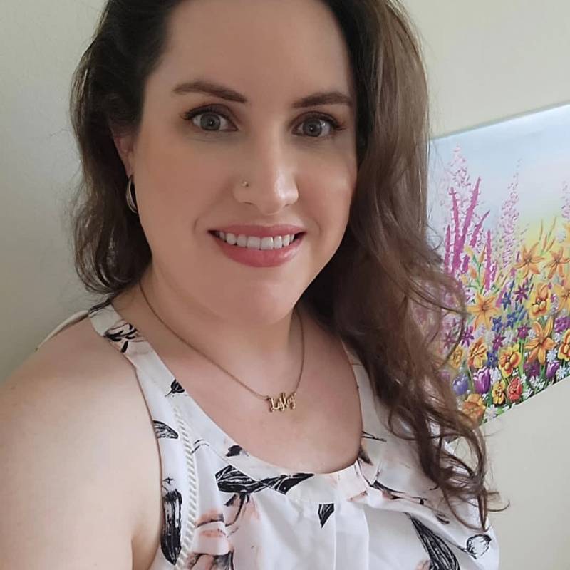 Dating in Northampton: Kendra. 40 years old. Free Online Dating.