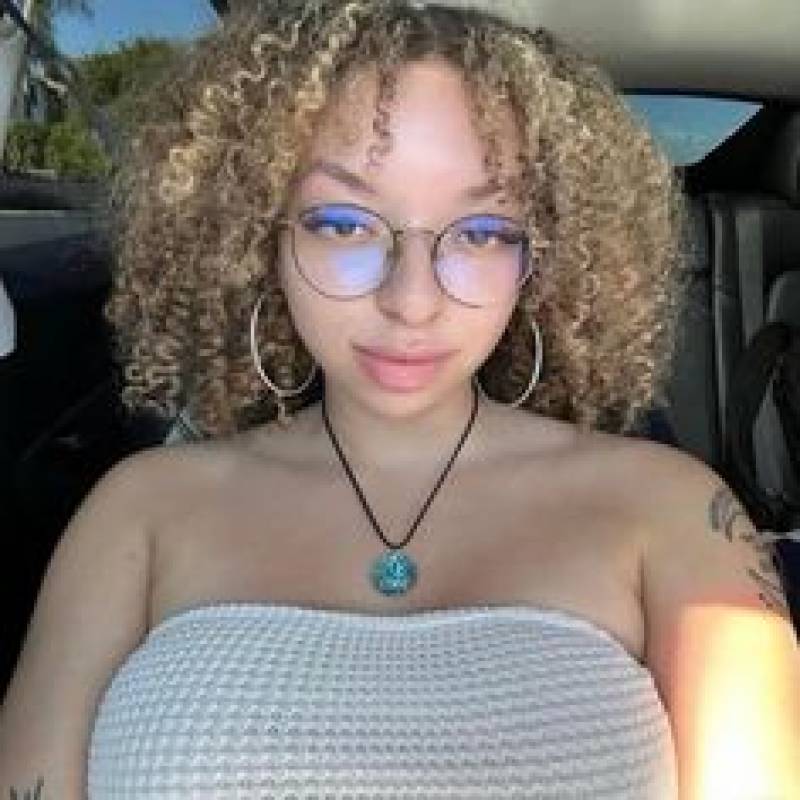 Dating in Texas: Aimee Quinn. 36 years old. Free Online Dating.